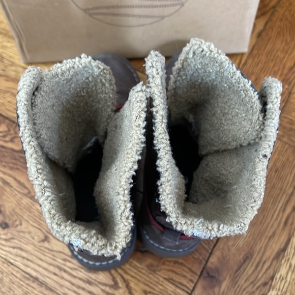 TIMBERLAND 6” SHEARLING BOOTS SIZE 12 - Picture 7 of 14